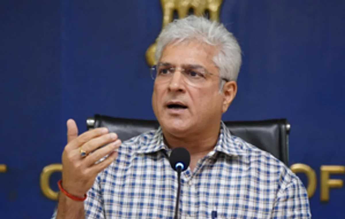 एक शिफ्ट से ज्यादा काम नहीं करेंगे चालक, नियमित होगी जांच : दिल्ली सरकार